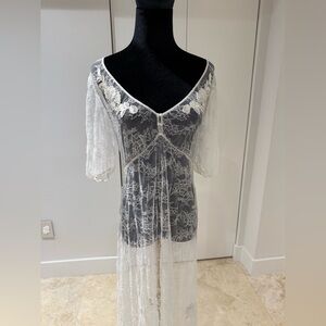 NWT BLOG FAVE - OYSHO lace Maxi Dress - slip dress
size M - nude dress
